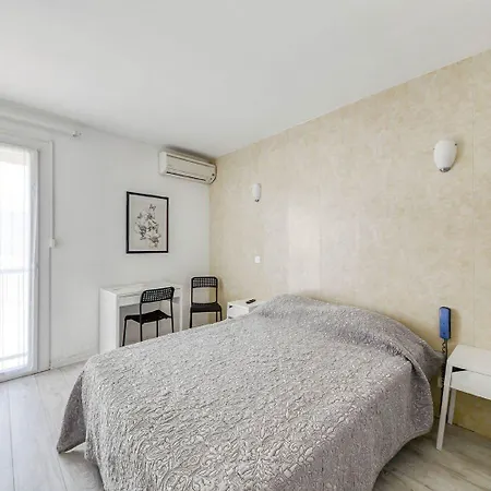 מלון Hotel Vila