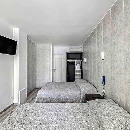 Hotel Vila فندق