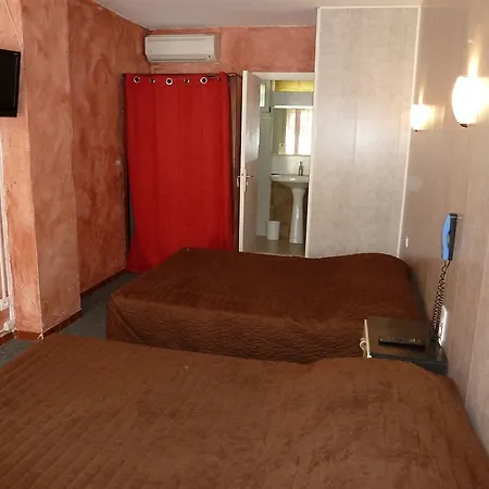 Hôtel Vila 2*