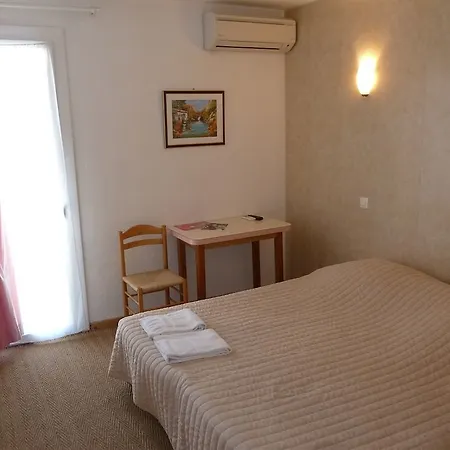 Hôtel Vila Hotel 2*