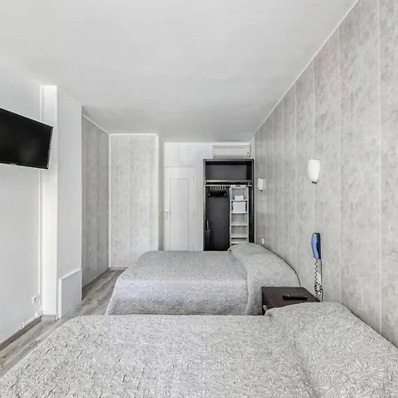 Hotel Vila 호텔